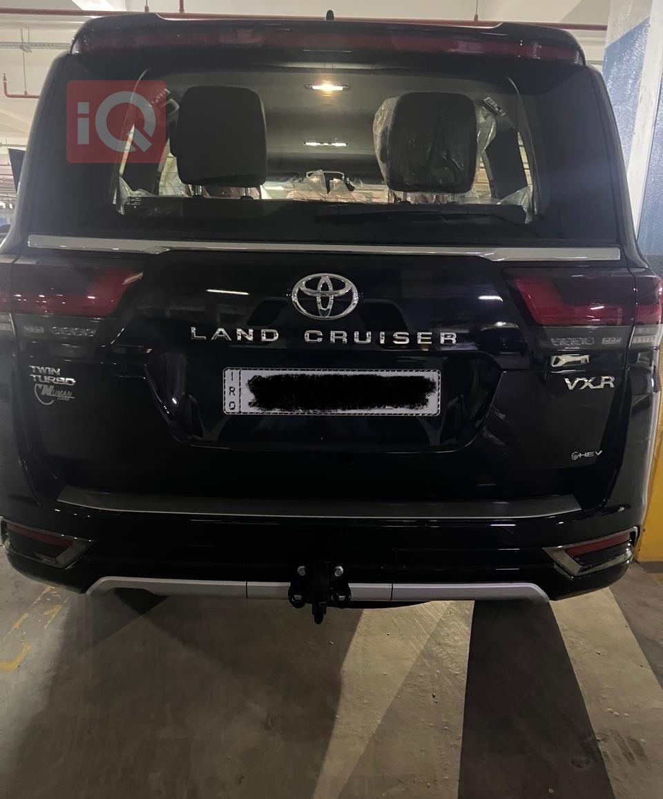 تويوتا لاندكروزر